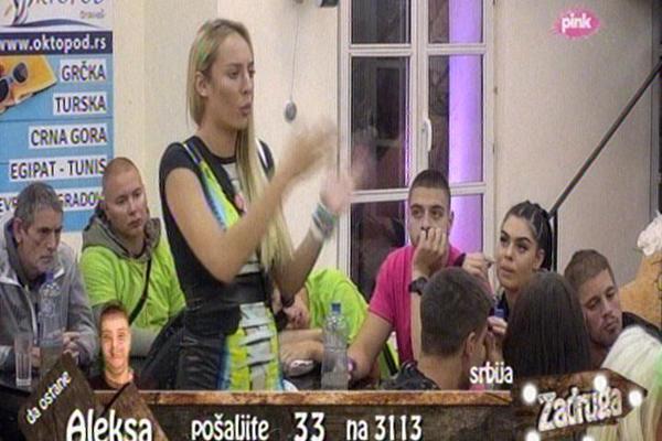 HISTERIŠE ZBOG BRENDONA! Luna: Je li mene neko zaje**va ovde? On je bezobrazan! (VIDEO)