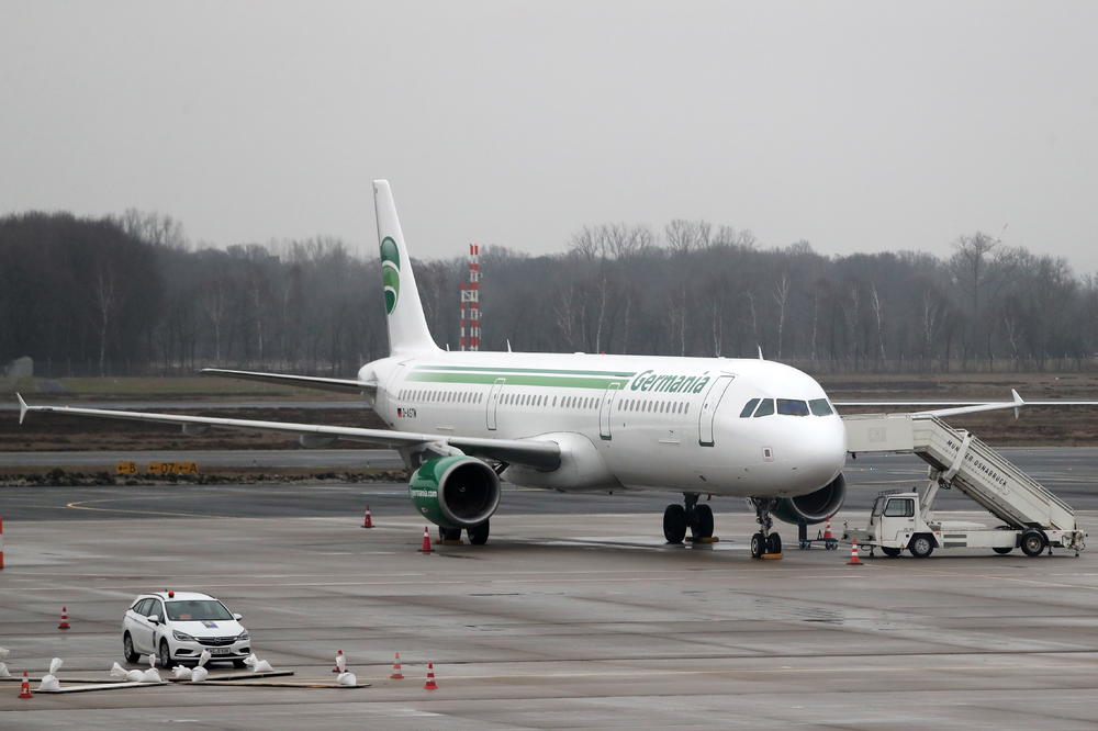 AVION NEMAČKE VLADE HITNO SLETEO! Doživeo KVAR, a onda napravio HAOS na aerodromu!