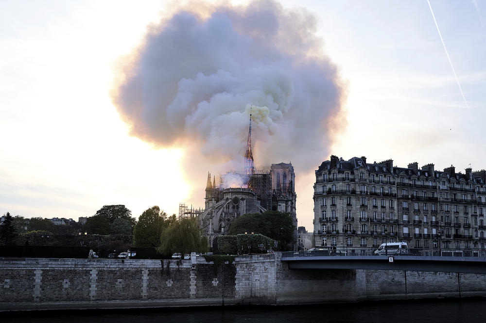 POŽAR U NOTR DAMU JE PODMETNUT? Vlasti konačno otkrile PRAVU ISTINU