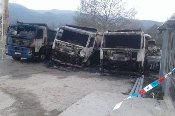 DNK OTKRIVA KO SU PIROMANI IZ VRANJA: Maskirani napadači Ugrčićima spalili SVE ŠTO SU IMALI (FOTO)