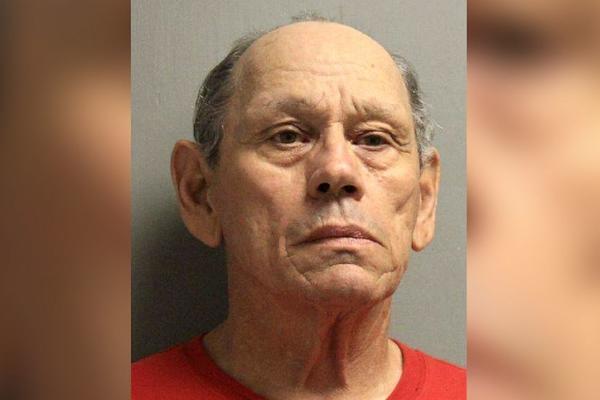 SILOVAO 100 ŽENA I DECE: Ovo je lice MONSTRUMA!