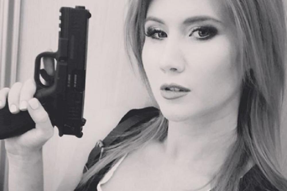 ONA JE PUTINOVA MILJENICA: Bila je njegov glavni ŠPIJUN, imali su BURNU PROŠLOST, a sada se svi okreću za NJOM!