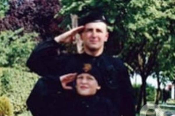 DANAS BI NAPUNIO 67 GODINA: Arkanov sin objavio NIKAD VIĐENU FOTKU s ratišta i izazvao LAVINU KOMENTARA! (FOTO)