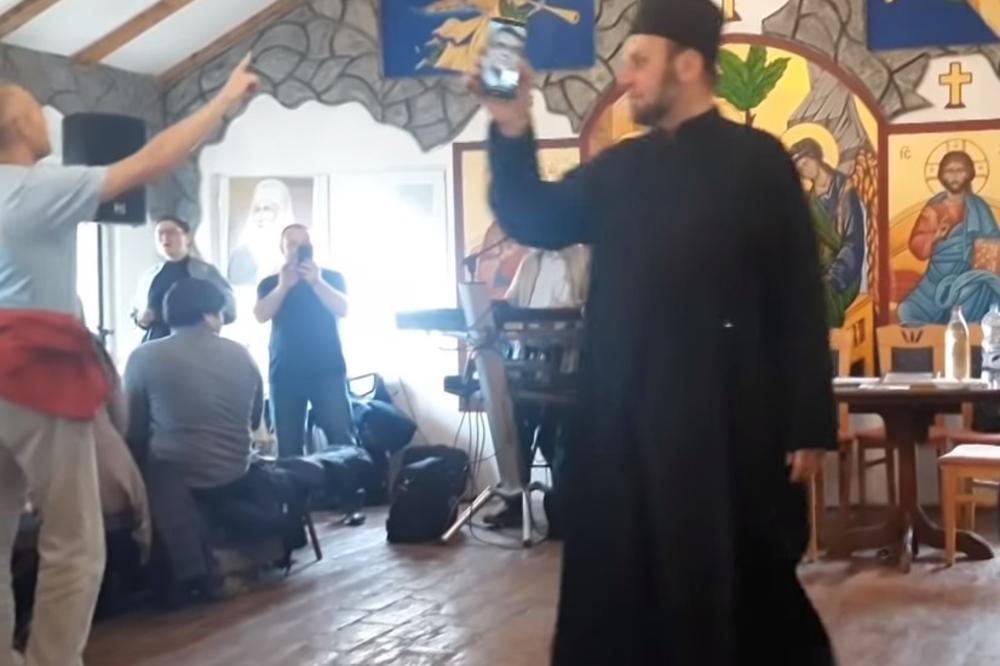 ŠTA JE OVO, KAFANA ILI CRKVA?! Pogledajte kako igraju ispod ikona dok trešte CECINE PESME!