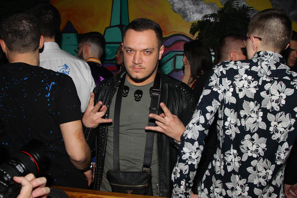 BOGOHULNIK!? GOLOTINJA I JAJA: Gastoz čestitao Uskrs na OVAJ NAČIN! JEZIVO!