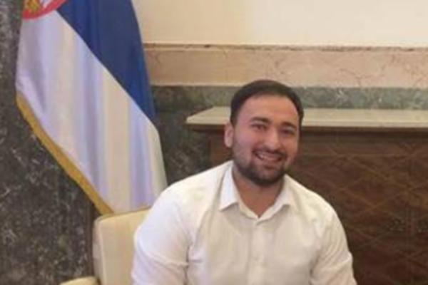 OVO JE SRBIN KOJI JE HAKOVAO PENTAGON I OBJAVIO NJIHOVE ZLOČINE! Skinuo 440 fotografija koje svedoče I O HORORU