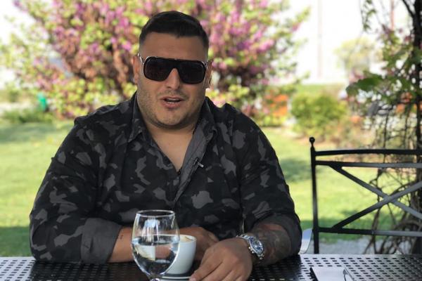 ČIM JE ČUO DA JE DOBIO SINA, OTRČAO U BOLNICU: Lazić došao da vidi bebu, LEKARI GA IZBACILI, A OVO JE RAZLOG!