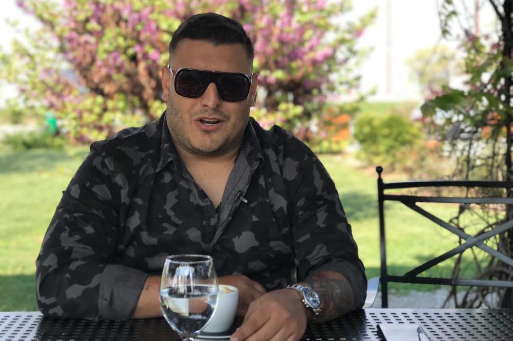 ČIM JE ČUO DA JE DOBIO SINA, OTRČAO U BOLNICU: Lazić došao da vidi bebu, LEKARI GA IZBACILI, A OVO JE RAZLOG!