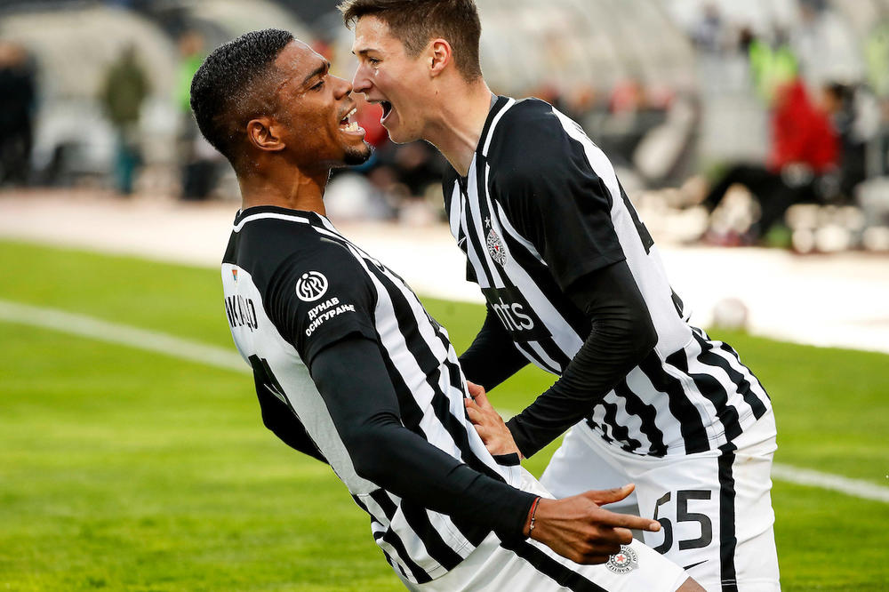 SVE MANJE ŠANSE ZA POVRATAK U PARTIZAN: Još jedan klub se uključio u trku za njegov potpis!