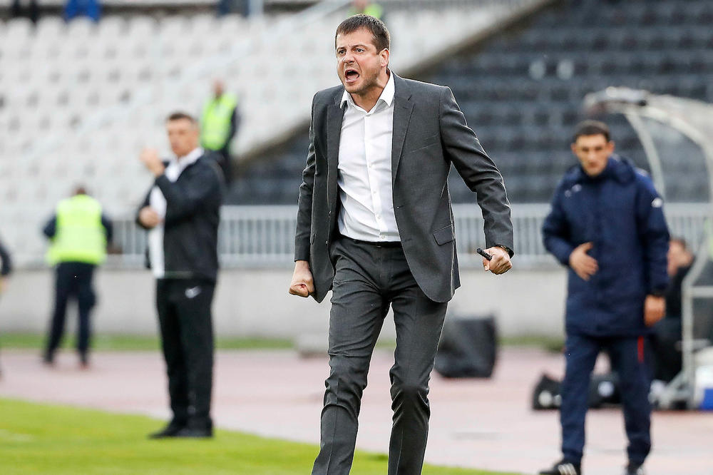 ONI SU NIKO I NIŠTA, A JA SAM ČOVEK: Nenad Lalatović ponovo u ratu sa Kruševljanima!