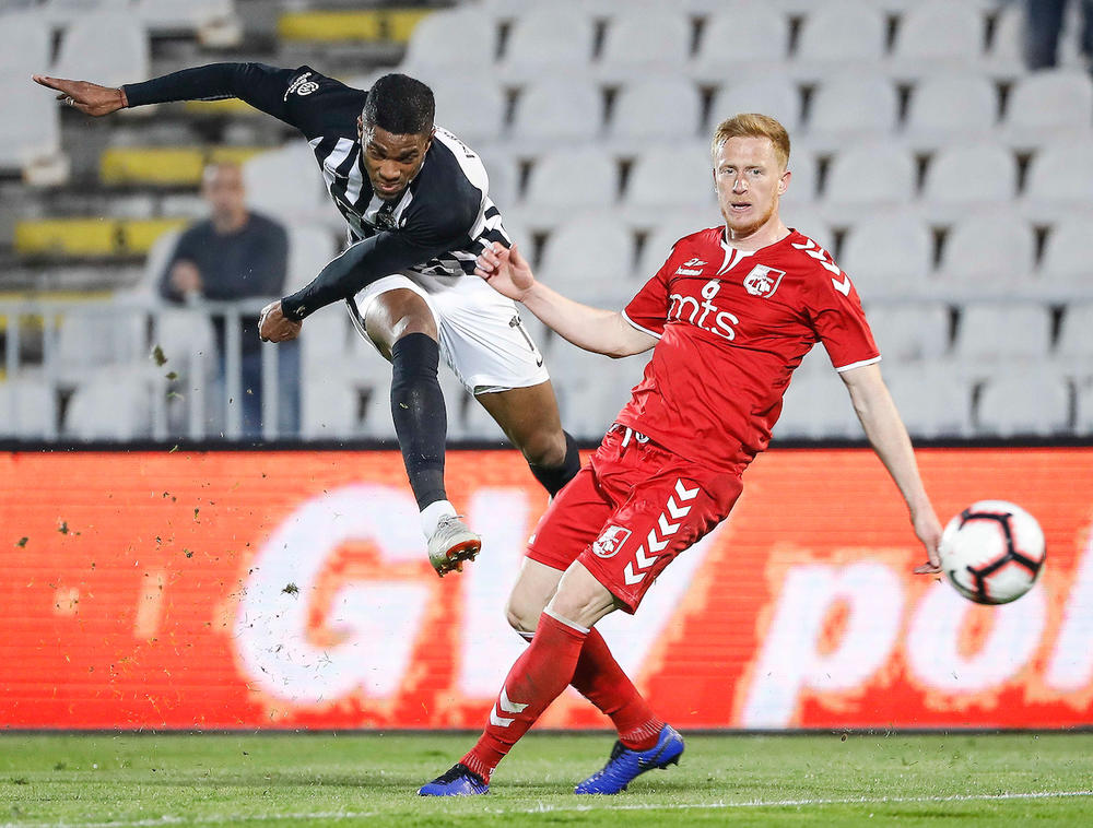 Radovan Pankov i Rikardo u duelu  