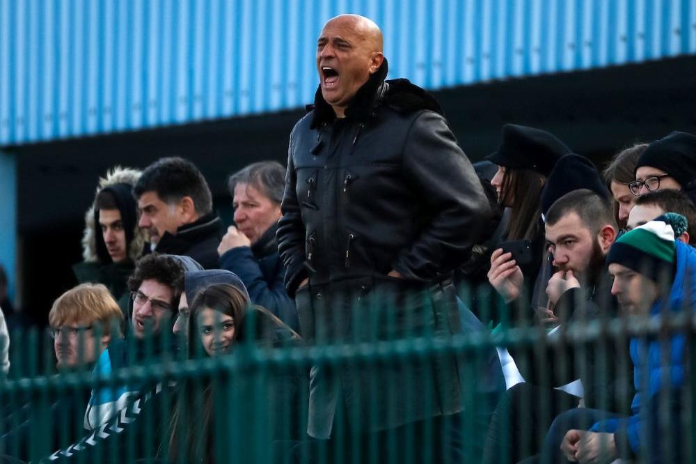 OVAJ ČOVEK JE ZAISTA ODLEPIO: Klub tone ka dnu Superlige, a on optužuje svog napadača da je glup!