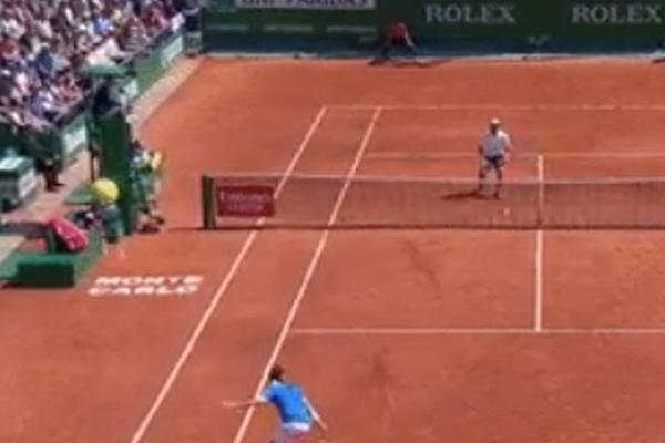 ZBOG OVOGA JE GORELA KNEŽEVINA: Potez Italijana zapalio publiku, ali je ostao bez četvrtfinala!