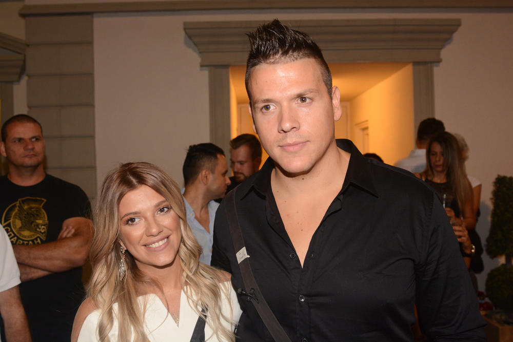 KIJI I SLOBI PRETE SMRĆU AKO KROČE U BOSNU! Kockareva UPLAŠENA za svoj život: Nazivaju me ČETNIKUŠOM!