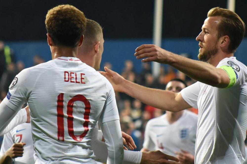 DRAMA POZNATOG FUDBALERA U IZOLACIJI: Upali mu u kuću, tukli ga i vadili nož na njega!