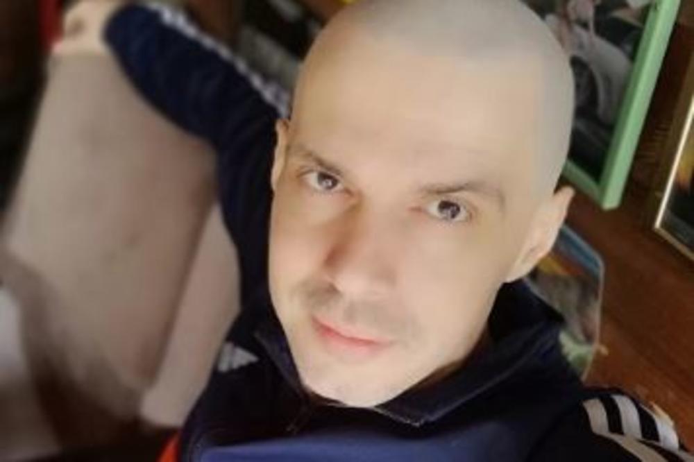 PRIZNAO JE DA IMA BIPOLARAN POREMEĆAJ, A SADA JE IZGUBIO I ŽENU U 37. GODINI: Ispovest pevača Bojana Tomovića!