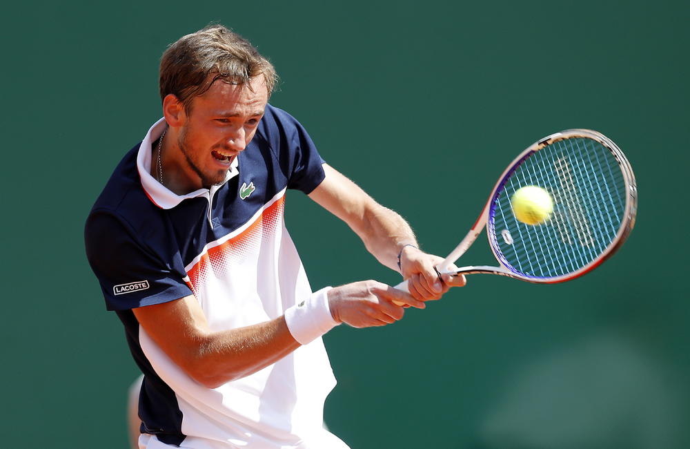 Danil Medvedev je ostvario prvi trijumf nad Đokovićem u karijeri