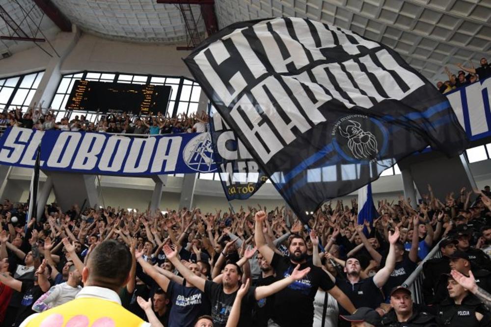 OBJAVA "VARVARA" PODGREJALA ATMOSFERU PRED GOSTOVANJE ALBANCIMA: Poruka je jasna - Kosovo je Srbija! (FOTO)