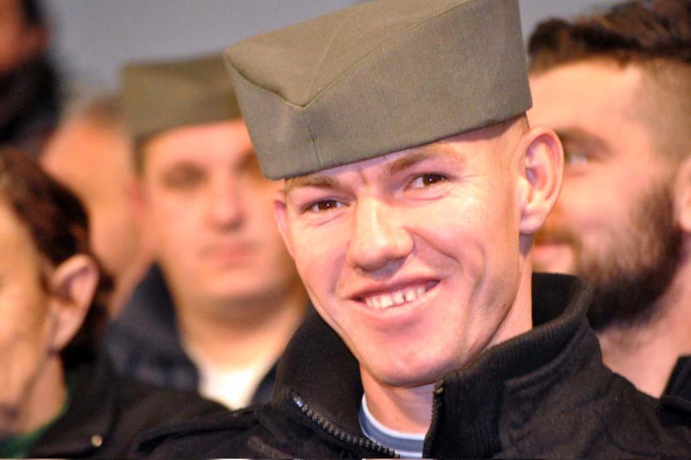 MILAN SA KOSMETA DOŠAO NA SKUP U BEOGRAD: Mnogo toga se promenilo od Vučićevog dolaska u moj kraj! SAD IMAM SVE