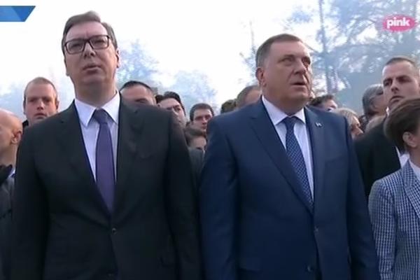 VUČIĆ I DODIK ODAĆE ZAJEDNO POČAST VELIKOM JUNAKU: Dolaze u GRAD koji je VEOMA bitan za SRBE
