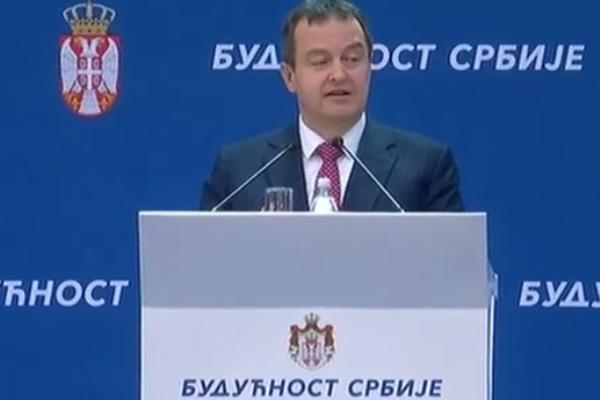 SRBIJU NIKO NE MOŽE DA UCENJUJE! Dačić je sa mitinga poslao SNAŽNU PORUKU GRAĐANIMA! 