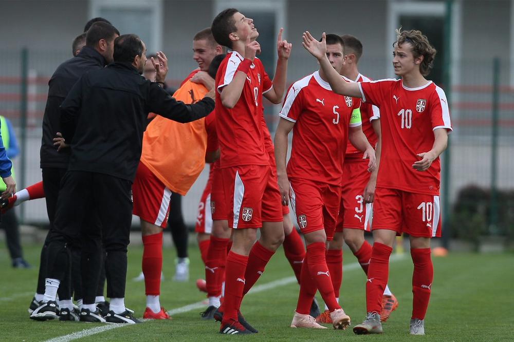 SRBIJO, NE BRINI, IMAŠ ZLATNU GENERACIJU: Orlići pobedili Španiju i osvojili UEFA turnir!