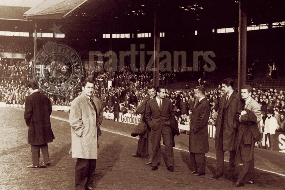 Fudbaleri Partizana pred revanš sa Mančesterom u Engleskoj  