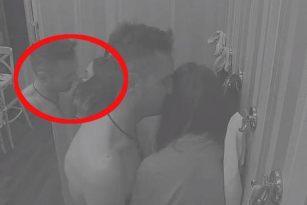 BLUDNIČENJE U WC-U! Požgaj zgrabio Milijanu i počeo da je ljubi, a onda ih je MILOJKO UHVATIO na delu