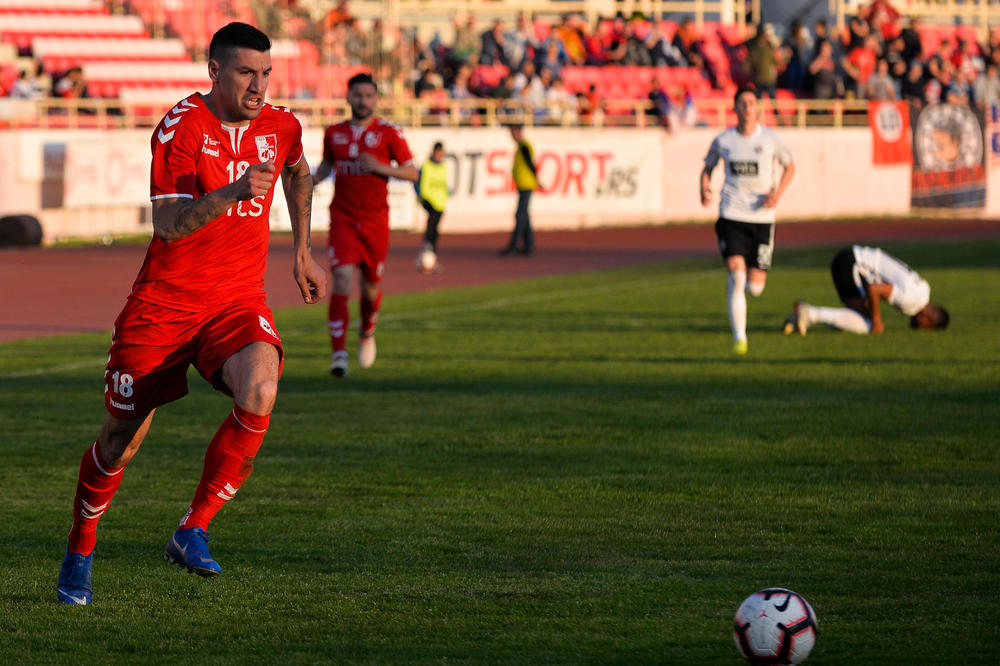 RADNIČKI NASTAVLJA BORBU ZA TITULU: Partizan pao u Nišu i tone sve dublje!