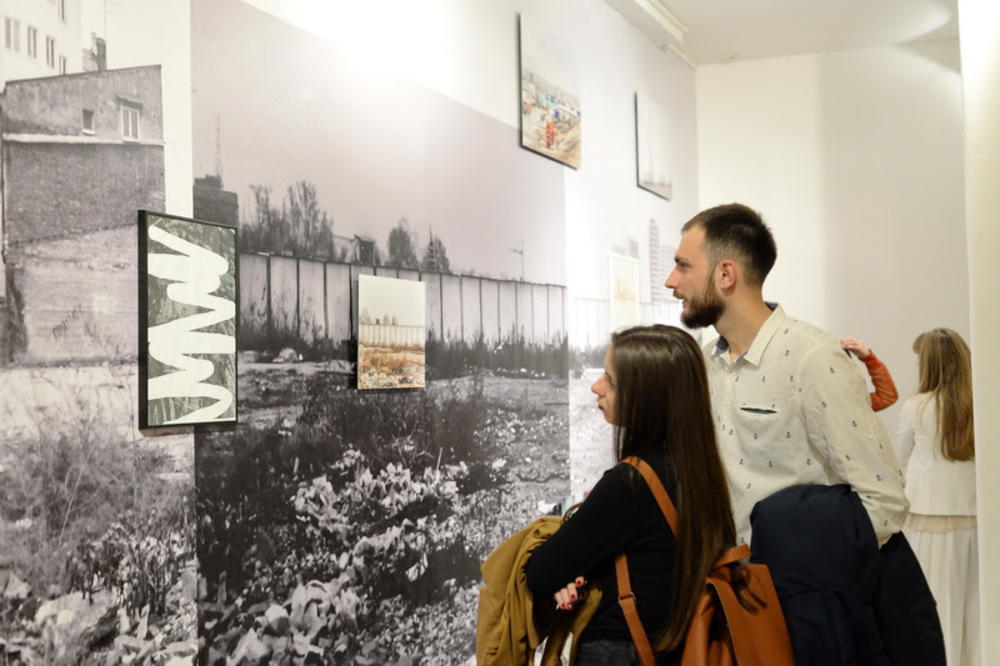 Razgovor sa umetničkim parom diSTRUKTURA i Jelenom Stojanović