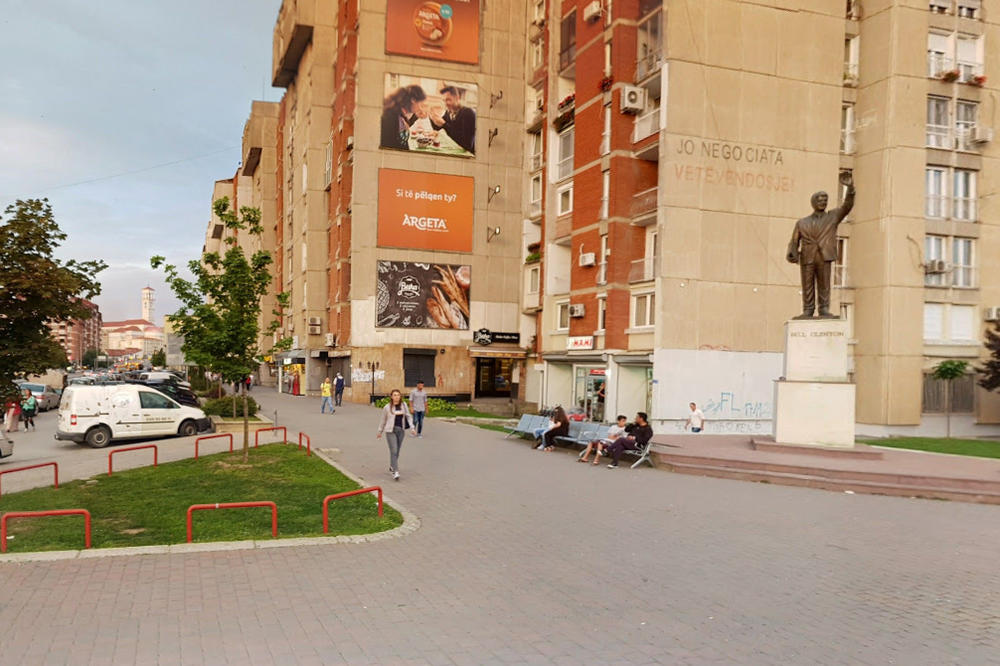 3 OSOBE UBIJENE U PRIŠTINI! Usmrćeni su u ulici BILA KLINTONA!