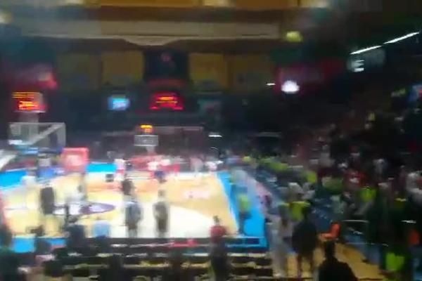 NOVI SKANDAL U PIONIRU: Erl Klark provocirao Delije - usledio je brutalan odgovor igračima Budućnosti!