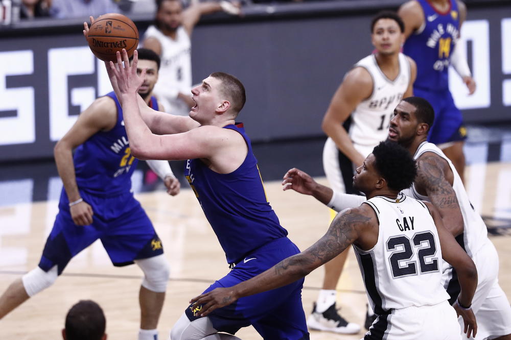 AMERIČKI NOVINAR ODUŠEVLJEN JOKIĆEM: Zapušio usta svim hejterima koji su govorili da je prevara od igrača!