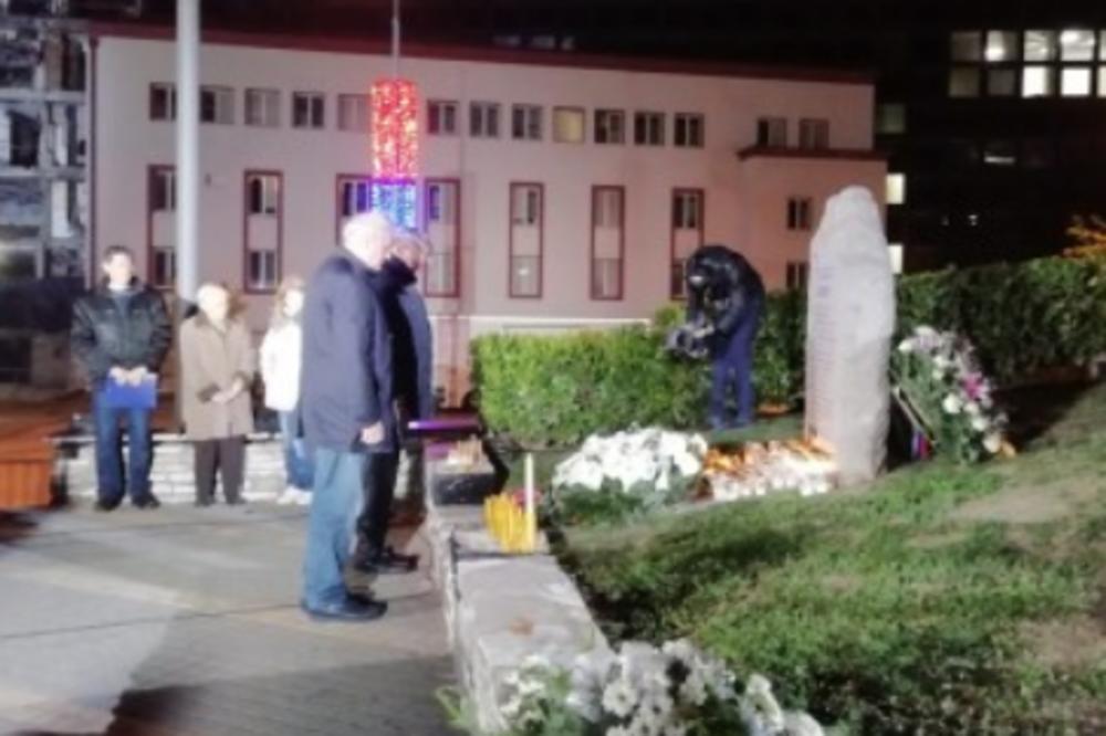 POŠTU STRADALIM RADNICIMA RTS ODALI PORODICA I KOLEGE TAČNO U 02:06 MINUTA: Već 20 godina se pitamo ZAŠTO?