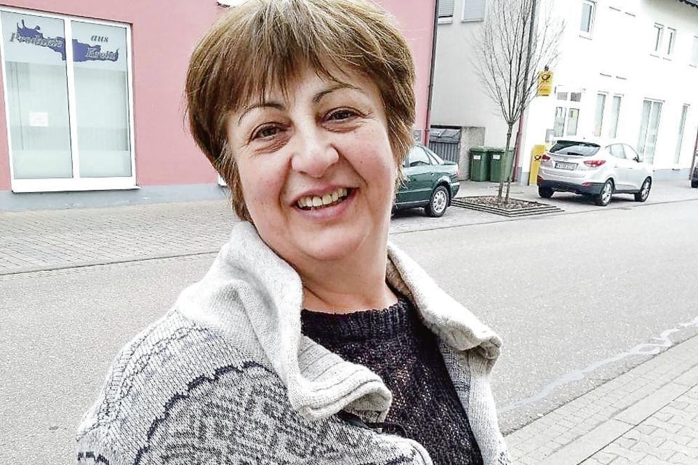 DESIMIRKU JE MUŽ UBIO JER JE HTELA RAZVOD! Pucao joj u srce, pa sebi u glavu JER NIJE HTELA DA PLAĆA NJEGOVE DUGOVE