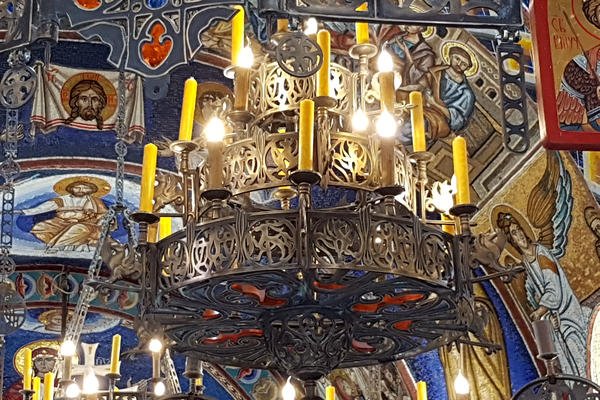 Vlada Srbije iz budžetskih rezervi izdvaja još 30 miliona dinara za Srpsku pravoslavnu crkvu