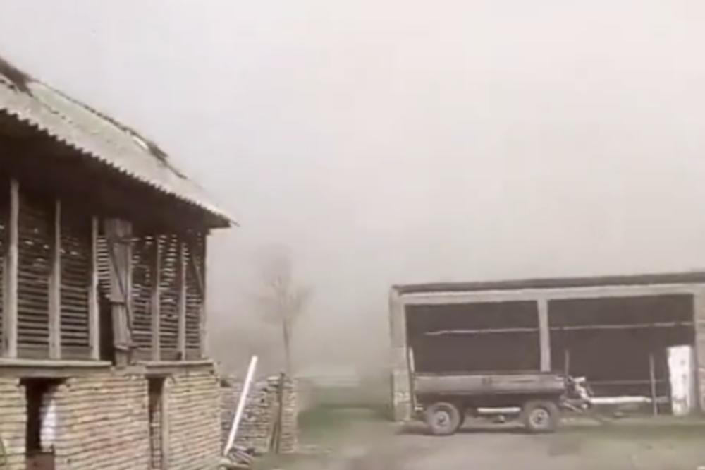 PANČEVO KAO SAHARA, SNIMAK SVE OSTAVIO U ČUDU: Stigla ogromna oluja u Srbiju! (VIDEO)