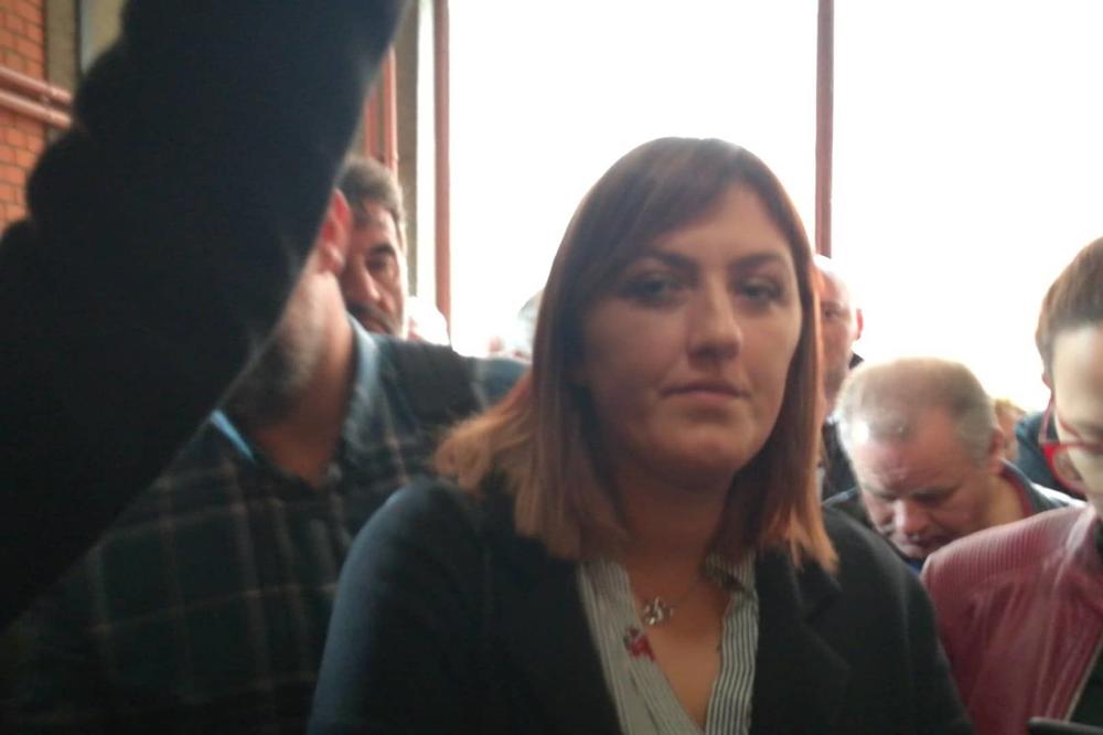 DANIELA JE POKUŠALA DA UPIŠE BEBU U VRTIĆ, ALI JOJ NISU DOZVOLILI! Iza svega stoji ozloglašeni Jutka?!