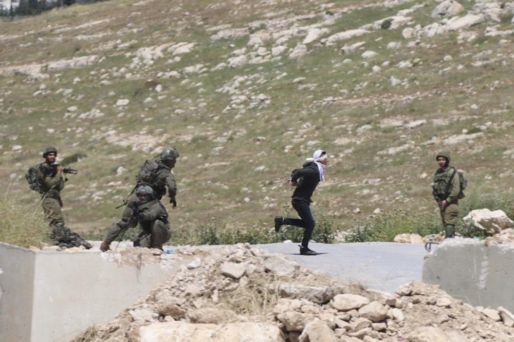 JOŠ JEDAN UŽAS NA ZAPADNOJ OBALI: Ubijen Palestinac koji je ULETEO AUTOM U VOJNIKE