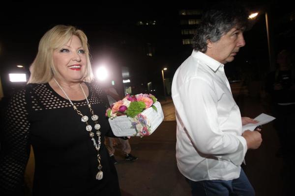 SNEŽANA ĐURIŠIĆ SE UDALA ZA SVOG GINEKOLOGA: Pevačica mu je u TAJNOSTI izgovorila sudbonosno DA!