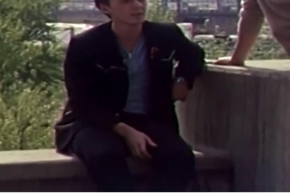 SVI SU VOLELI NJEGOVU MUZIKU, A UMRO JE SAM I ODBAČEN: Nije krio da je HIV pozitivan, ali je ostao bez IGDE IKOGA!