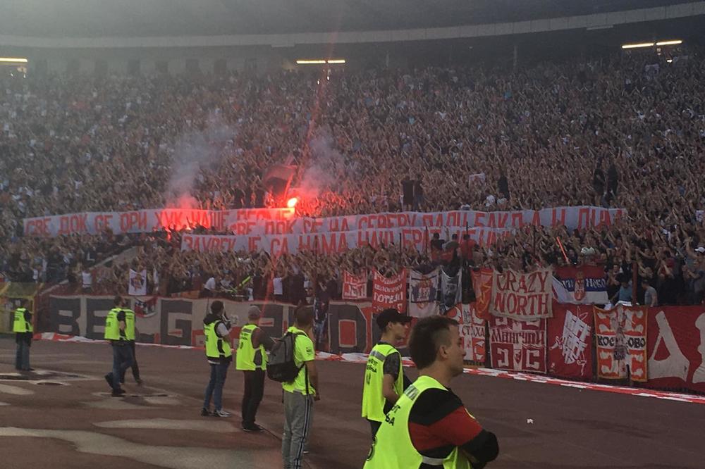 DOK SE ORI NAŠ HUK I PALI BAKLJA, ZAUVEK SA NAMA JE NAŠ BRAT! Delije se setile godišnjice ubistva navijača Zvezde!