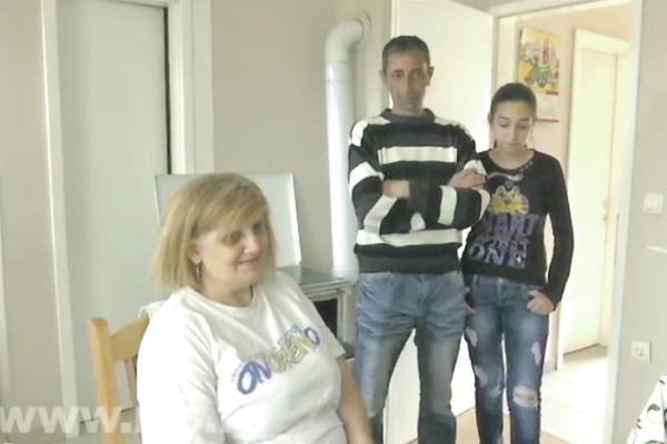 ŽELJKA VEĆ DVE DECENIJE DOKAZUJE DA POSTOJI: Granata joj raznela nogu u izbegličkoj koloni, A NE MOŽE DA SE LEČI!