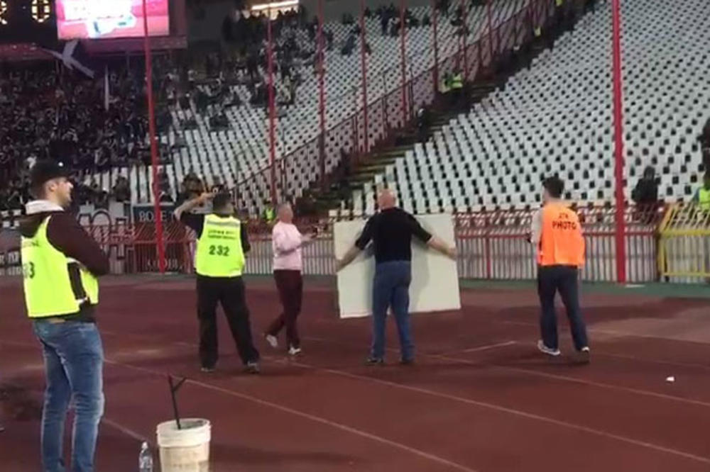 BEZ KOSOVA SMO KAO BEZ... Simo Spasić je sa JAKOM PAROLOM sinoć upao na DERBI! (FOTO)