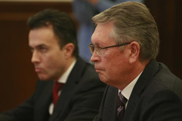 VAŠINGTON JE PRETVORIO KOSOVO U KOPNENI NOSAČ AVIONA BONDSTIL! Čepurin gađa U METU