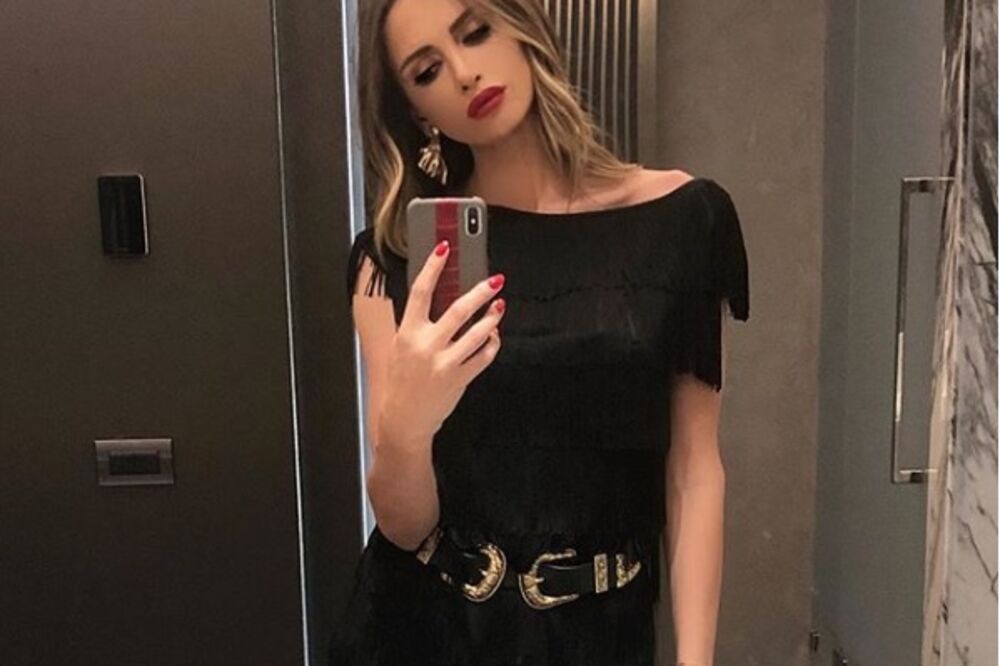 OZBILJNO PROFITIRALA OD RAZVODA: Emina pokazala LUKSUZNU VILU od 700.000€ koju joj je ostavio Mustafa, SVE PRŠTI!