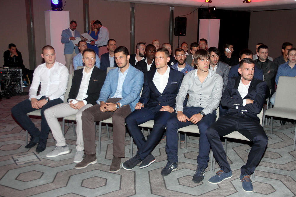 KUNEM SE, SVAŠTA SAM VIDEO, ALI OVE PENALE... Partizanovo dete ne može očima da gleda sudiju Bojana Nikolića!