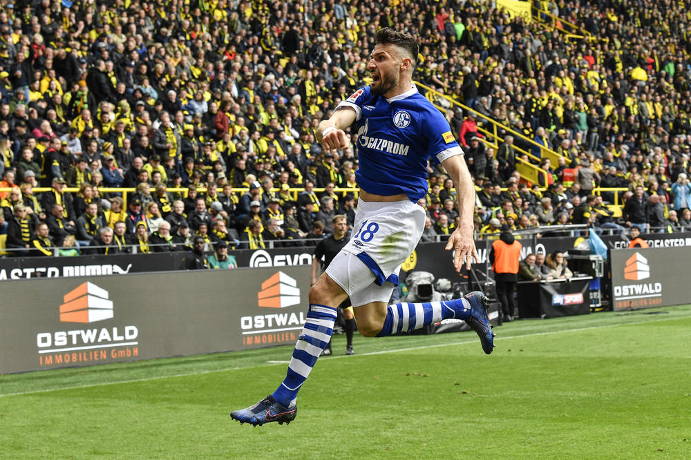 BAJERN NA KORAK DO TITULE: Bruka Borusije u Dortmundu, Kaliđuri je Šalkeov junak! Štutgart odigrao za Ajntraht!