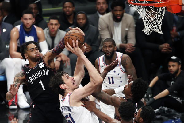 BOBIJEVO LOŠE VEČE I PORAZ FILADELFIJE: Lenard uništio Sikserse u prvom meču polufinala!