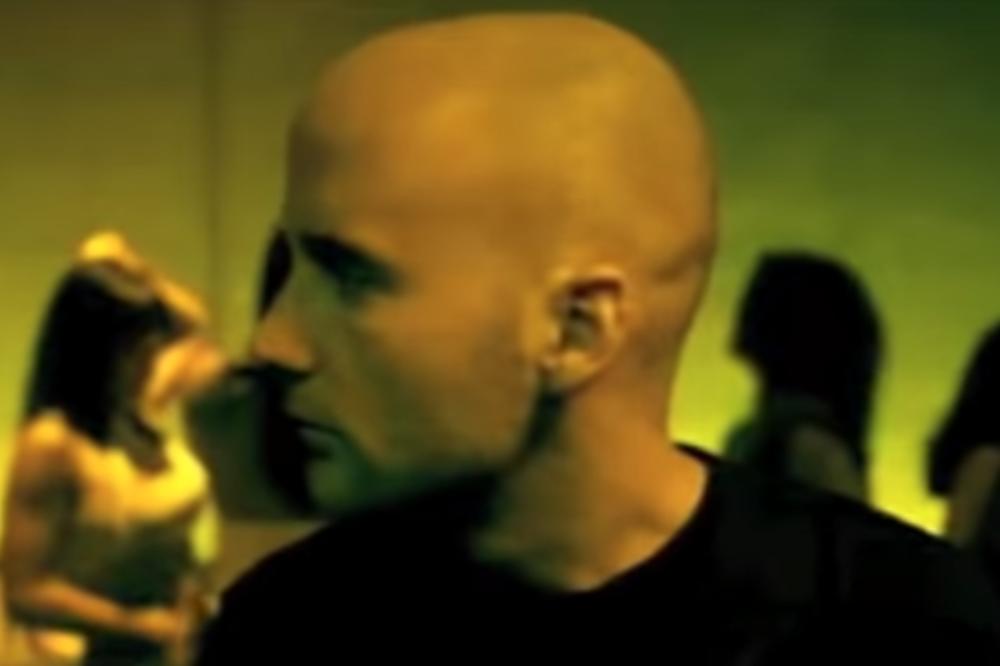 Bio je VELIKA ZVEZDA, šetao najlepše žene, a postao ALKOHOLIČAR sklon SAMOUBISTVU!